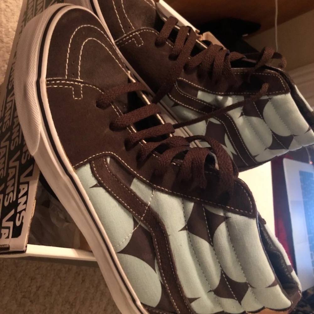 Authentic VANS